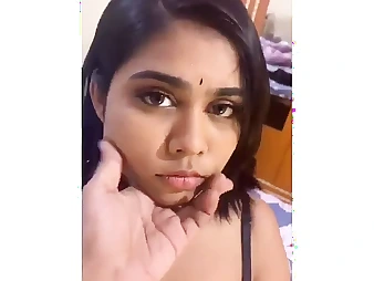 Pati ke ghar per na Rahane per Pati ke dost se chudwaya - A fur covered Indian bhabhi's rectal wishes