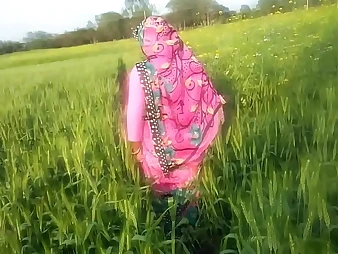 Bhabhi heads chief concerning the open freshen with her fuck-out concerning Pornography's Hindi coating