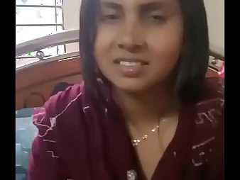 Steaming Desi Bhabhi New Hook-up Story: Taking Bhabi close by Bengali Village