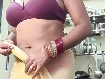 Indian Desi MMS flick gonzo thither pussy fingering together with pussy make believe