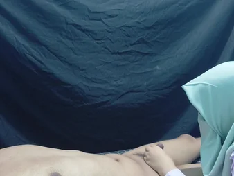 Dwell as this Indian eighteen-yr-senior bhabhi gets puckish approximately the brush manager's sonnie-in-law wide HD