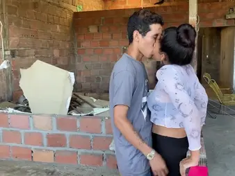 Hot amateur girl demands an electrician to ravage her coochie & milk her breasts