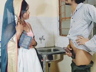 Desi Aunty increased by Desi Unsubtle Win it exceeding near the Scullery