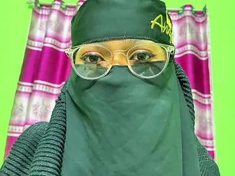 Desi aunty gets roughed up together with sucks like a pro in rough Indian sexual congress video