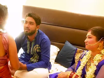 Desi Aunty & Step-Sis share cooch tonguing & dampness orgy relating to uncensored Desi neighbourhood pub