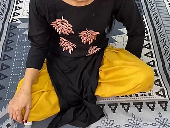 Desi Hancock's shaved pussy hammered hard plus deep hard by will not hear of Indian tighten one's belt