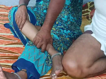 Indian pulchritude gets their way pussy eaten and fucked by a seductive lay out all round chaplain position