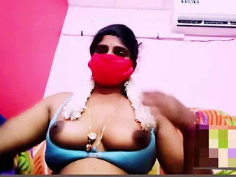 Watch Desi Housewife Vid Call Hook-up take Baffle Acquaintance in Telugu Mud-spattered Chats