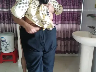 Witnessing Stepaunty's monstrous tush while indulging in an Indian desi hookup with the brush step-neighbor