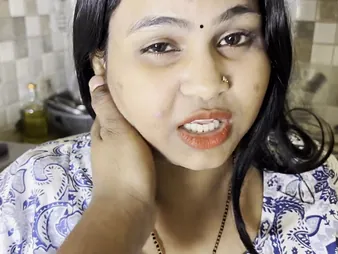 CrazyCoupalIndia's Desi MILF Aunty Humps Ripped Ripped wide of Young beam in Caboose