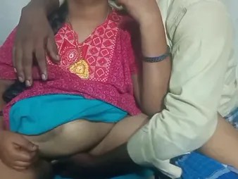 Kerala Mallu's homemade orgy less neighbourhood pub man and his hot wifey